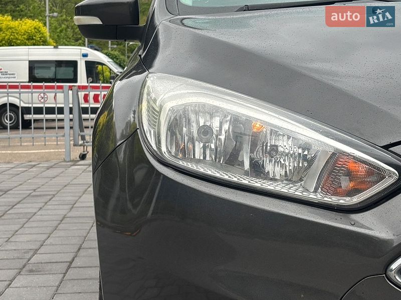 Хэтчбек Ford Focus 2015 в Днепре