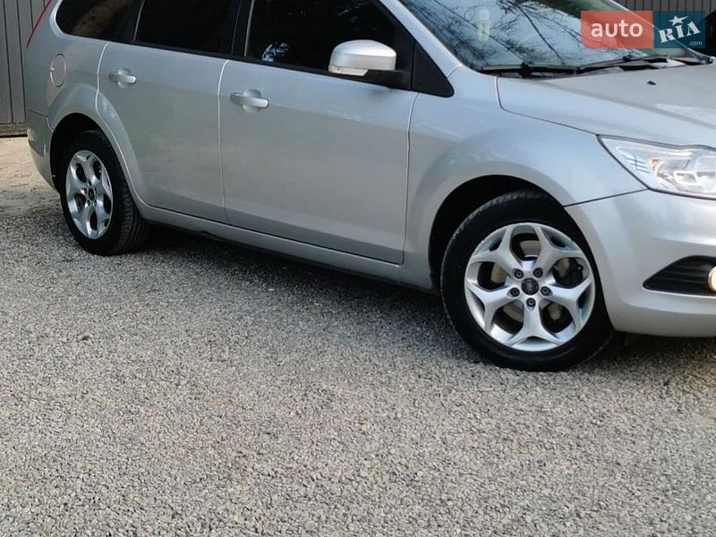 Универсал Ford Focus 2009 в Черновцах