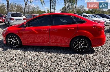 Седан Ford Focus 2015 в Смеле
