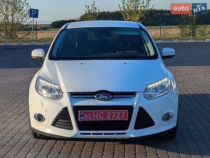 Хетчбек Ford Focus 2011 в Радивиліві