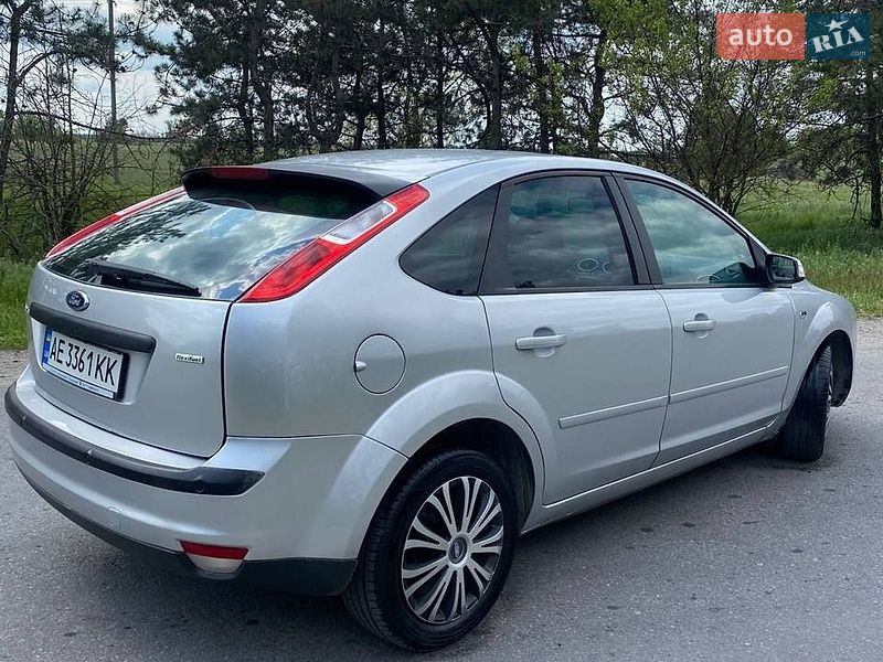 Хетчбек Ford Focus 2007 в Кам'янському