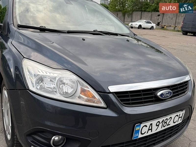 Универсал Ford Focus 2010 в Киеве