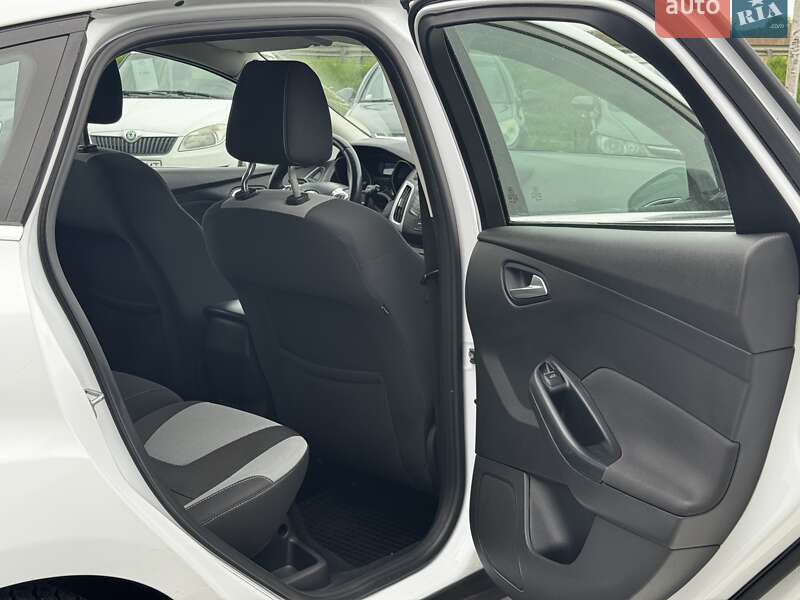 Хетчбек Ford Focus 2013 в Львові