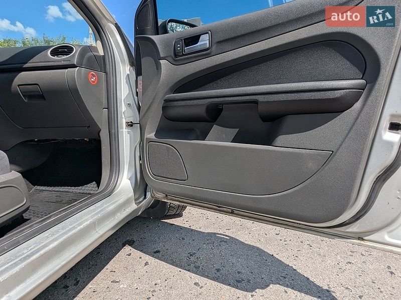Хетчбек Ford Focus 2005 в Харкові