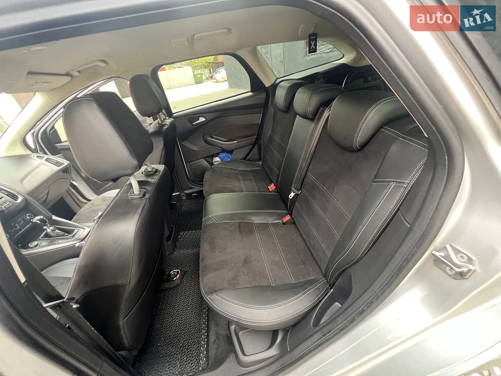 2016 Ford Focus - мініатюра 17