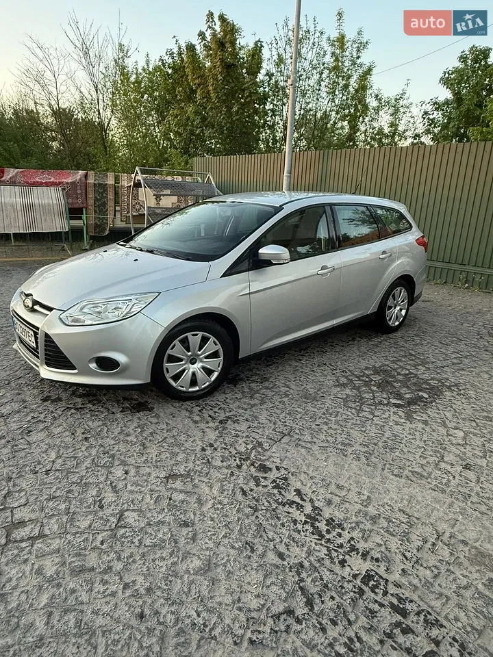 2011 Ford Focus - мініатюра 10