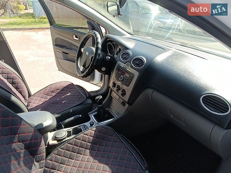 Седан Ford Focus 2010 в Киеве