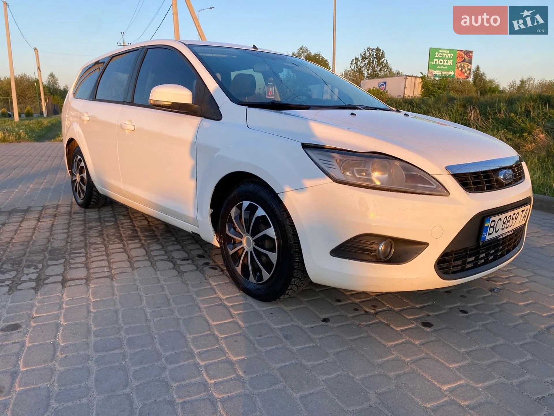 2010 Ford Focus - мініатюра 4