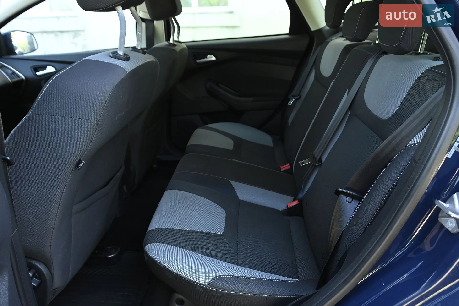 2011 Ford Focus - мініатюра 19