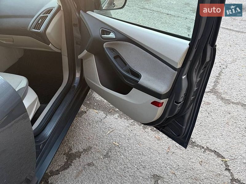 Седан Ford Focus 2011 в Ивано-Франковске