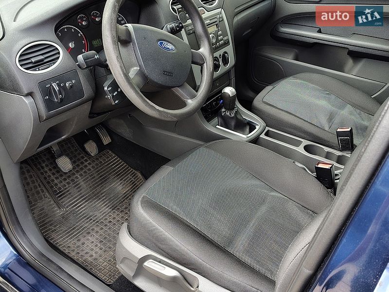 Хэтчбек Ford Focus 2006 в Чернигове