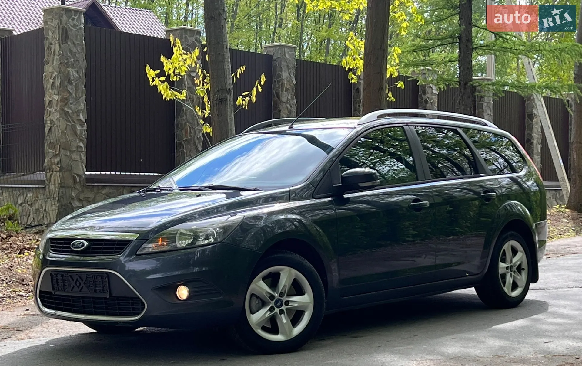 2010 Ford Focus - мініатюра 12