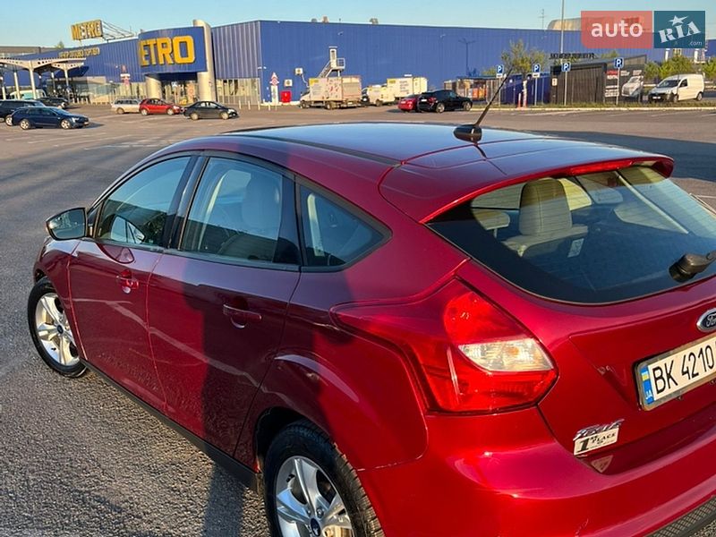 Хэтчбек Ford Focus 2014 в Ровно