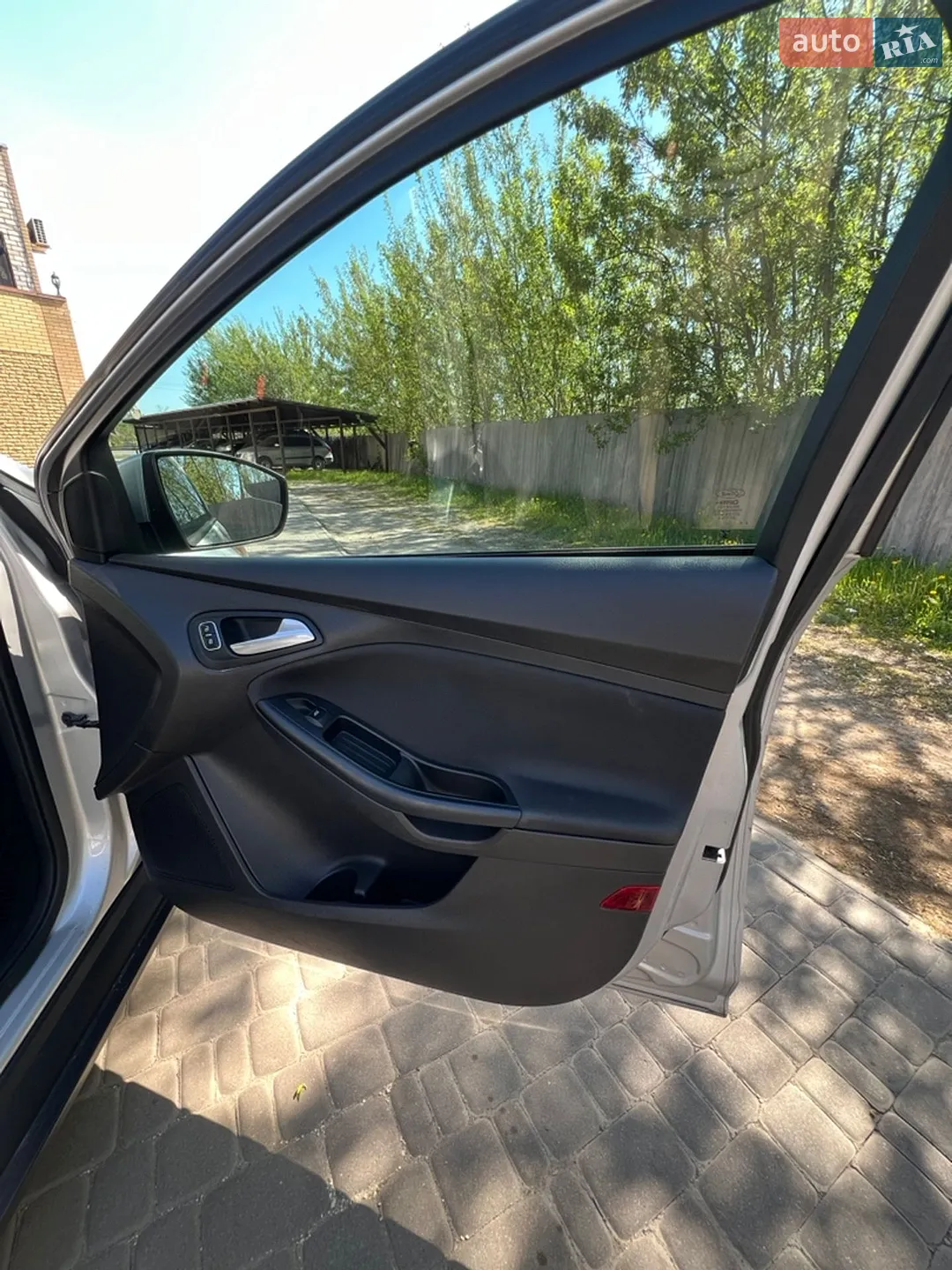 2016 Ford Focus - мініатюра 16
