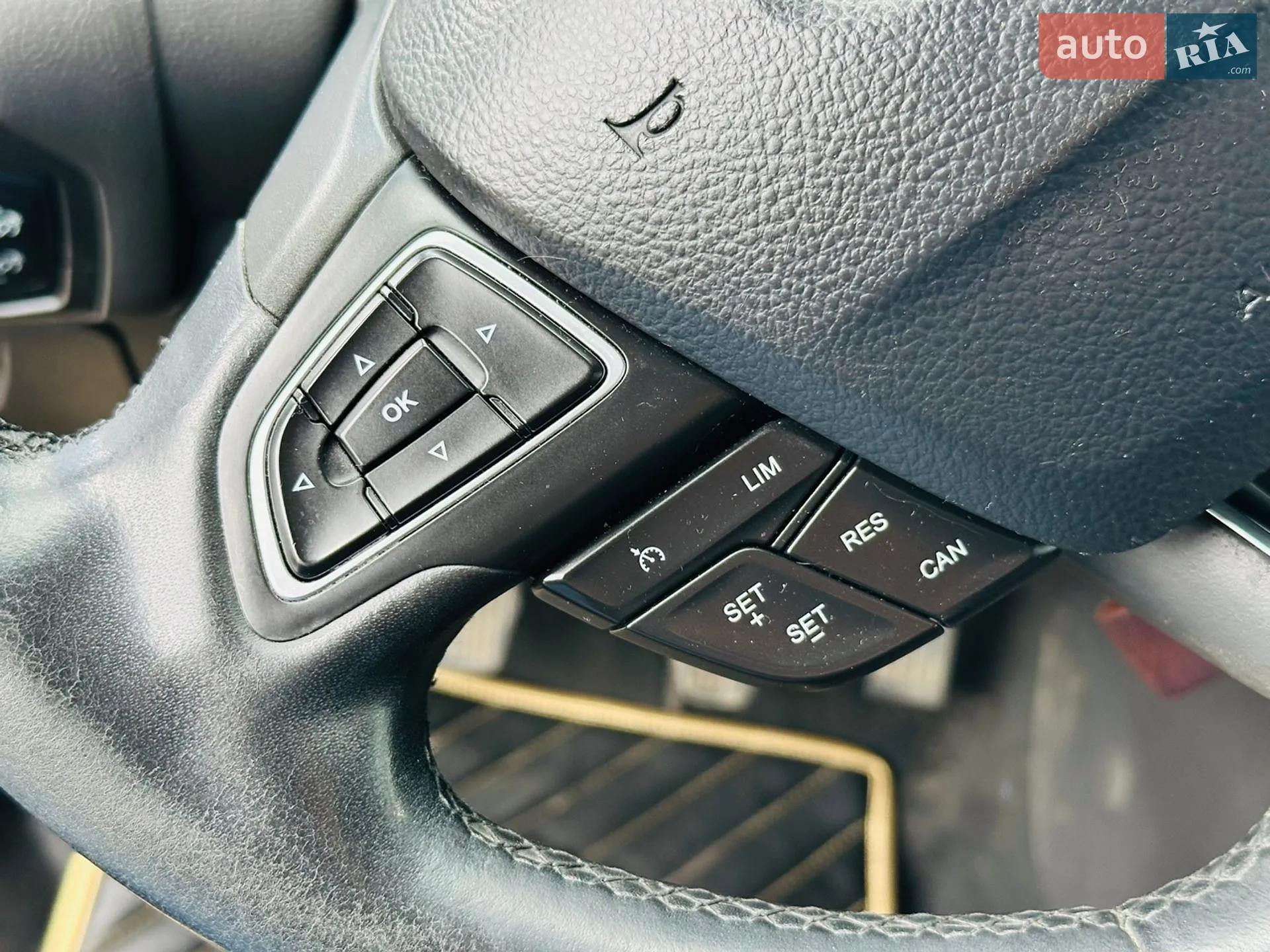 2015 Ford Focus - мініатюра 27