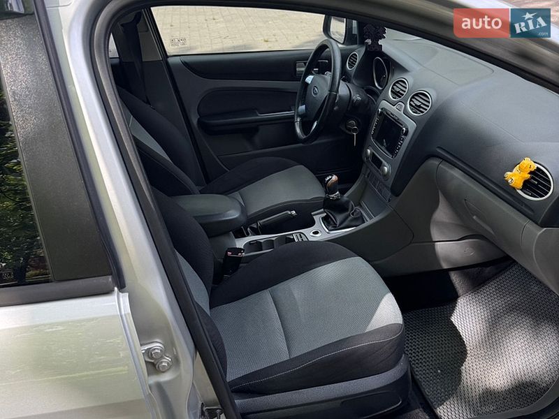 Универсал Ford Focus 2010 в Брошневе-Осаде фото 4 Универсал Ford Focus 2010 в Брошневе-Осаде