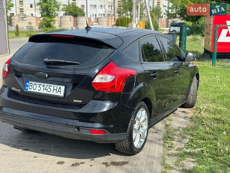 Хетчбек Ford Focus 2012 в Шептицькому