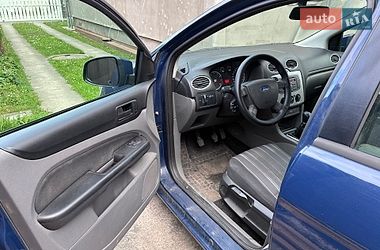 Хэтчбек Ford Focus 2010 в Ивано-Франковске