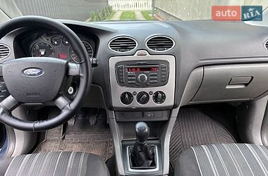 Хэтчбек Ford Focus 2010 в Ивано-Франковске