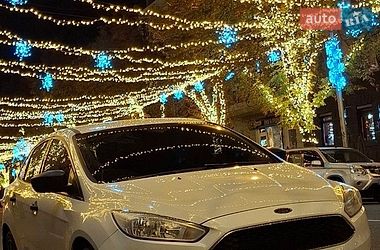 Седан Ford Focus 2015 в Кривом Роге