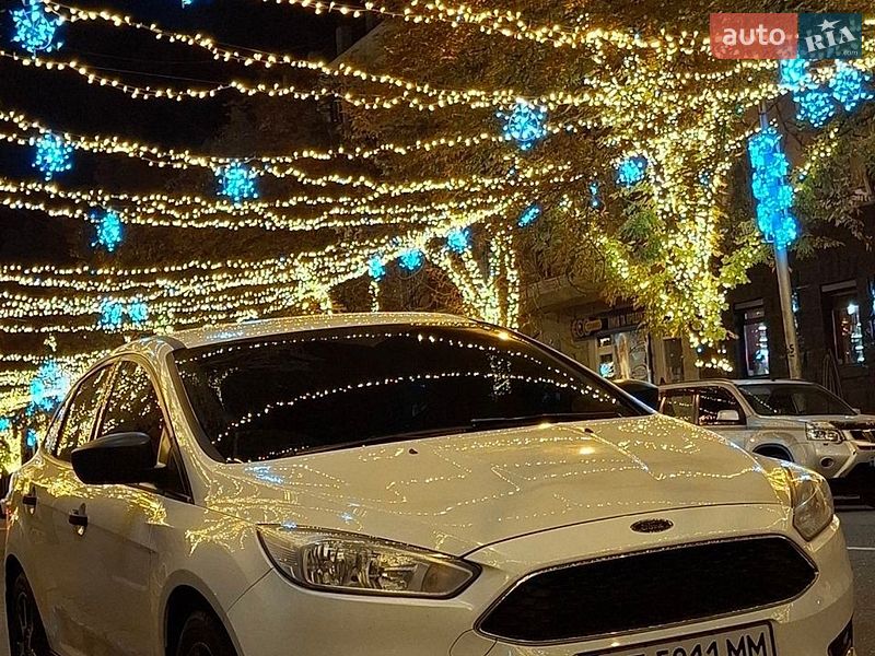 Седан Ford Focus 2015 в Кривому Розі фото Седан Ford Focus 2015 в Кривому Розі