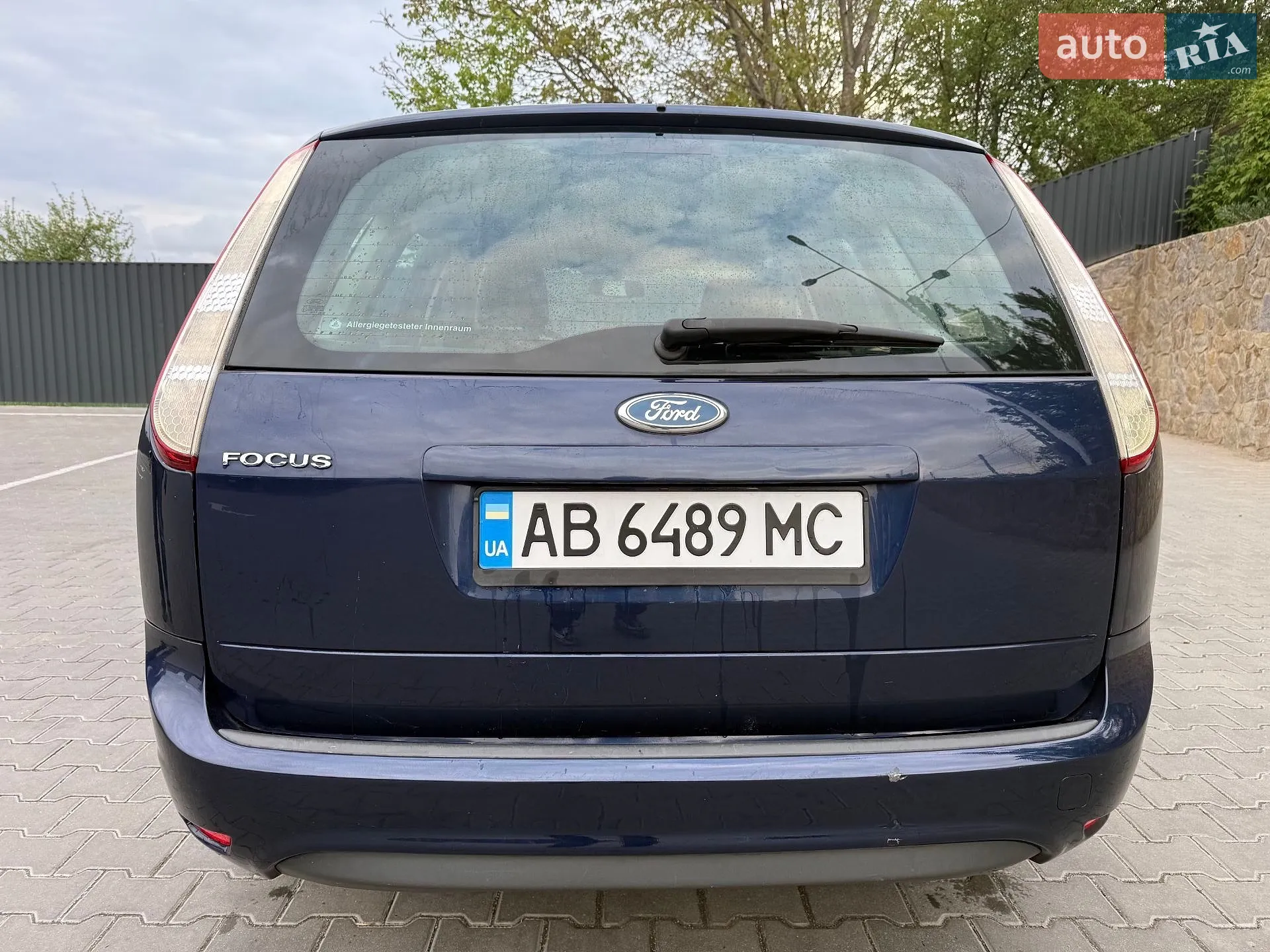 2010 Ford Focus - мініатюра 2