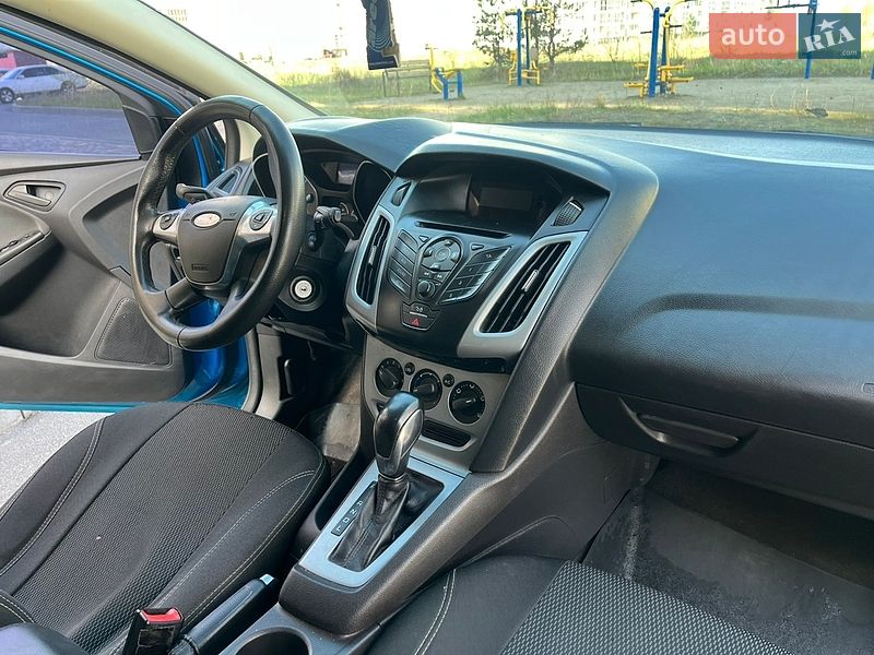 Хэтчбек Ford Focus 2011 в Чернигове