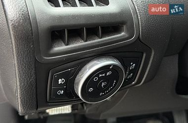 Седан Ford Focus 2015 в Львові