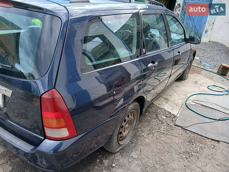 Универсал Ford Focus 2001 в Христиновке