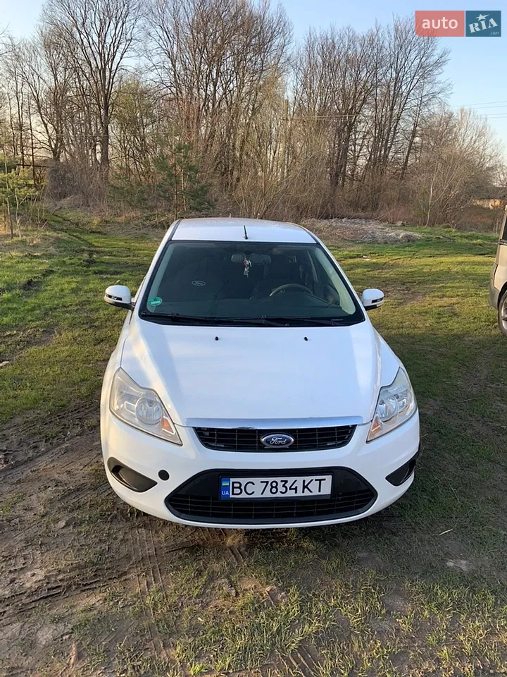 2010 Ford Focus - мініатюра 20