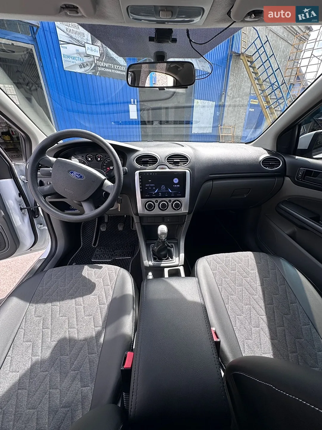 2010 Ford Focus - мініатюра 7