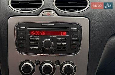 Универсал Ford Focus 2010 в Великих Мостах