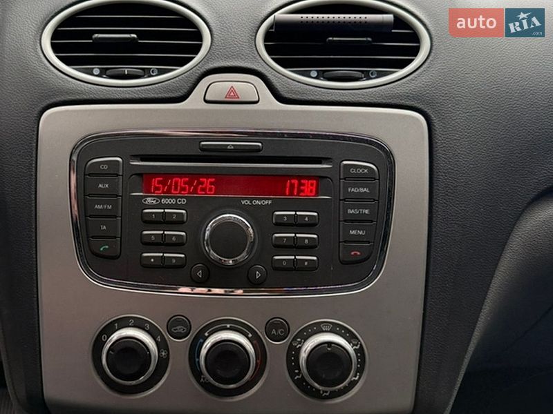 Универсал Ford Focus 2010 в Великих Мостах