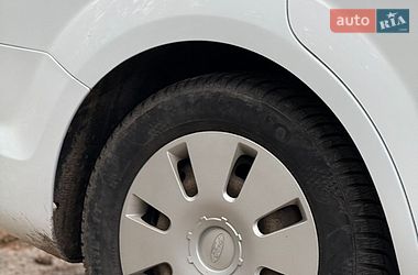 Универсал Ford Focus 2010 в Великих Мостах