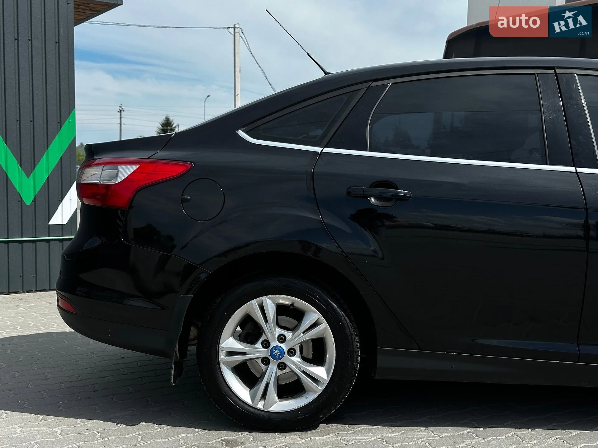 2011 Ford Focus - мініатюра 12