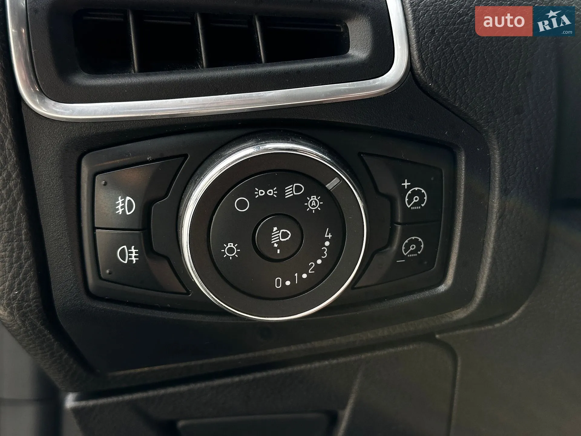 2011 Ford Focus - мініатюра 22