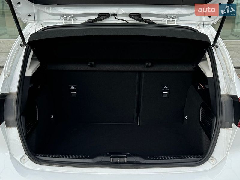 Хэтчбек Ford Focus 2020 в Киеве фото 10 Хэтчбек Ford Focus 2020 в Киеве