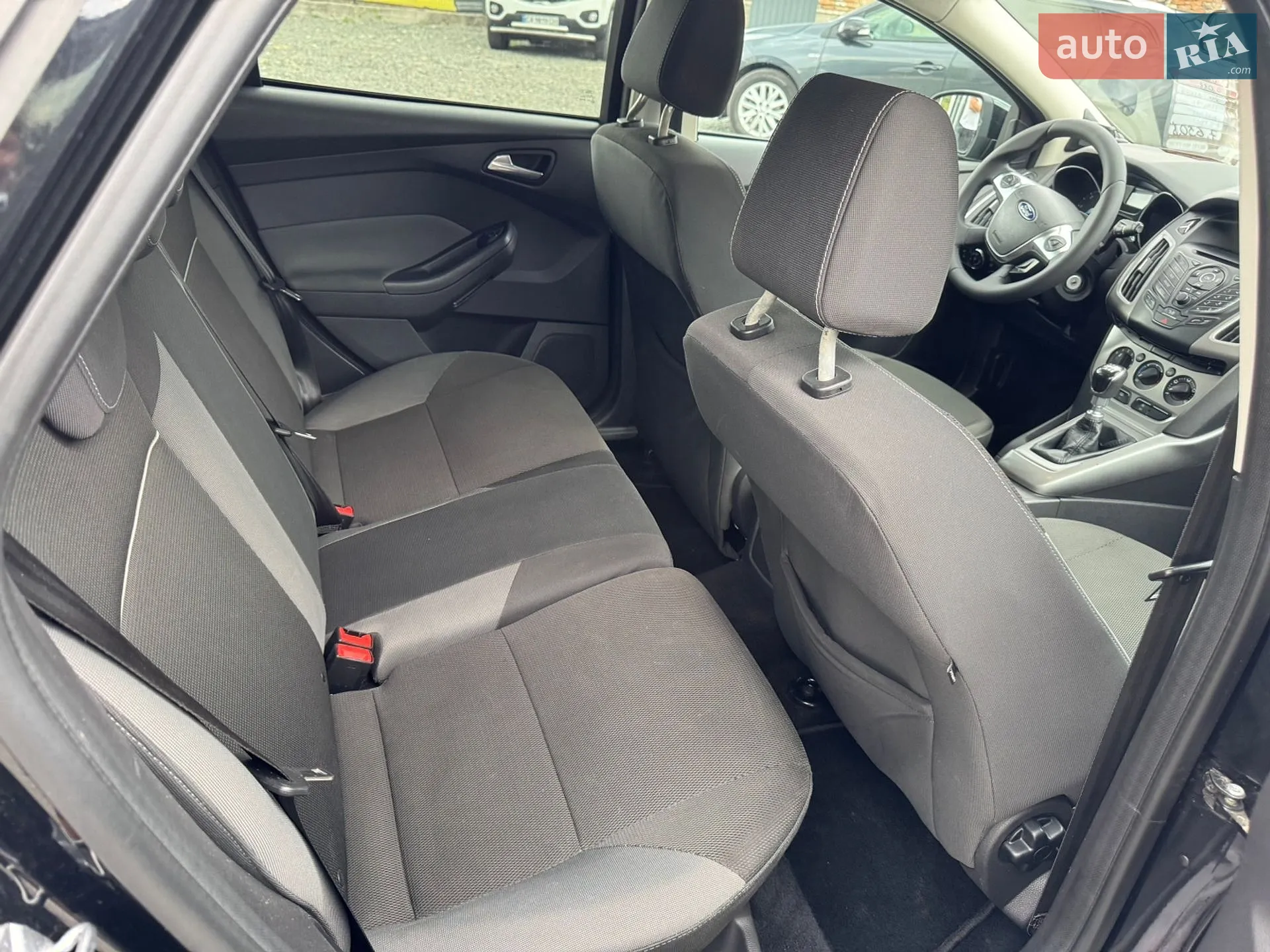 2011 Ford Focus - мініатюра 19