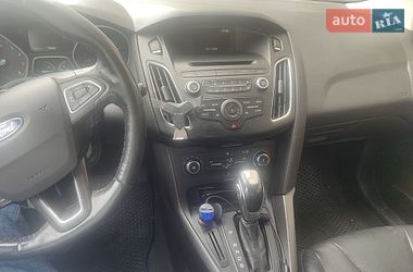 Хэтчбек Ford Focus 2016 в Киеве