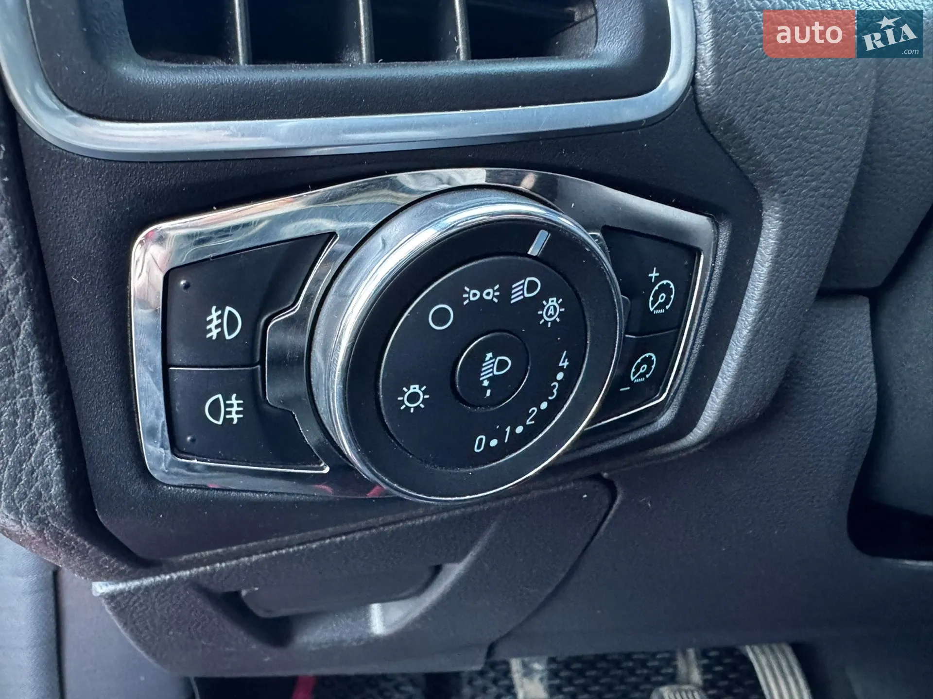 2011 Ford Focus - мініатюра 24