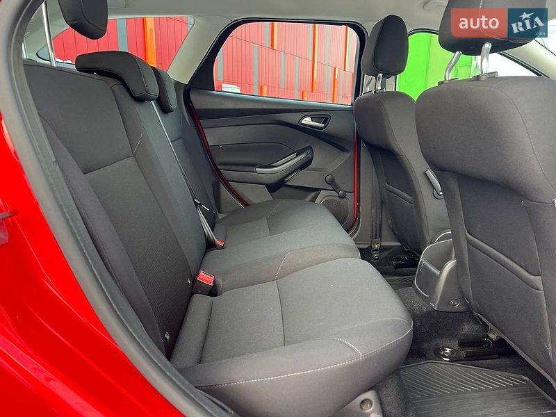 Универсал Ford Focus 2016 в Киеве фото 9 Универсал Ford Focus 2016 в Киеве