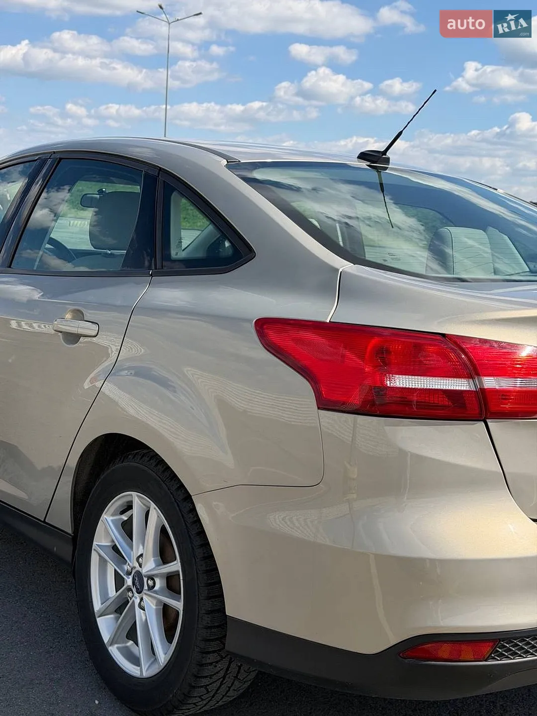2016 Ford Focus - мініатюра 2