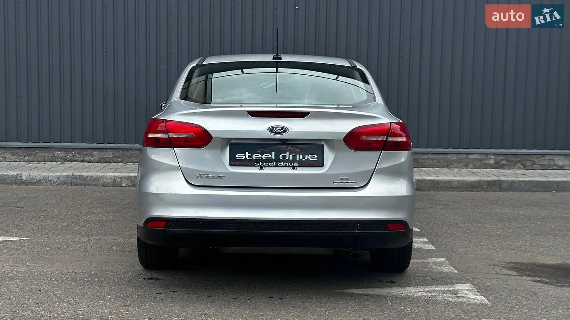 2016 Ford Focus - мініатюра 5