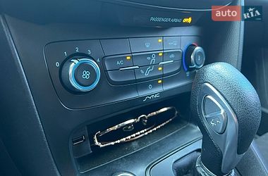 Седан Ford Focus 2015 в Николаеве