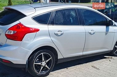 Хэтчбек Ford Focus 2011 в Христиновке