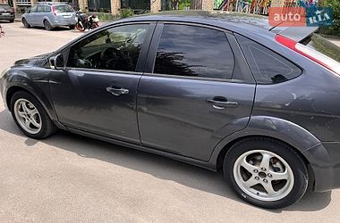 Хэтчбек Ford Focus 2010 в Василькове