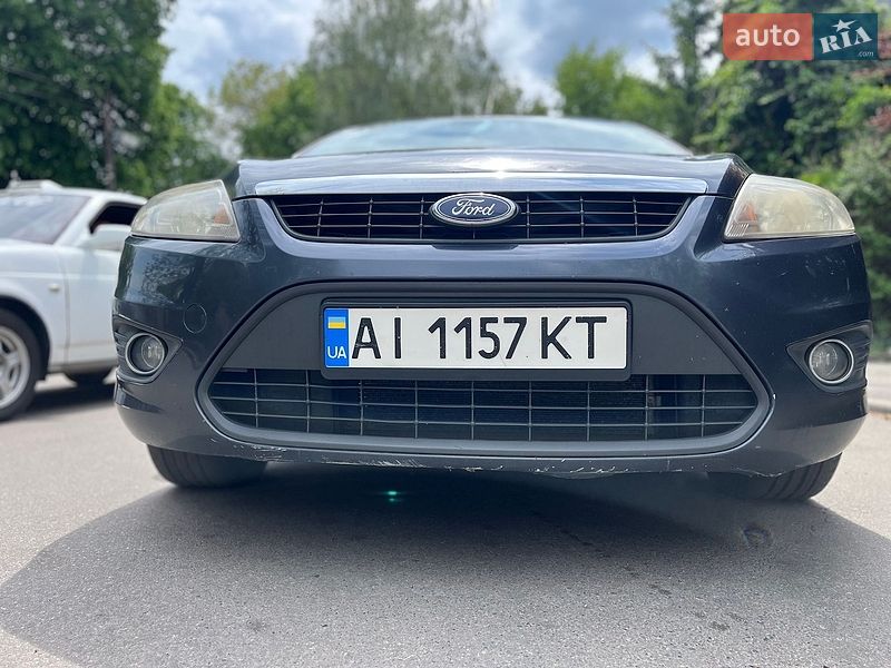 Хэтчбек Ford Focus 2010 в Василькове