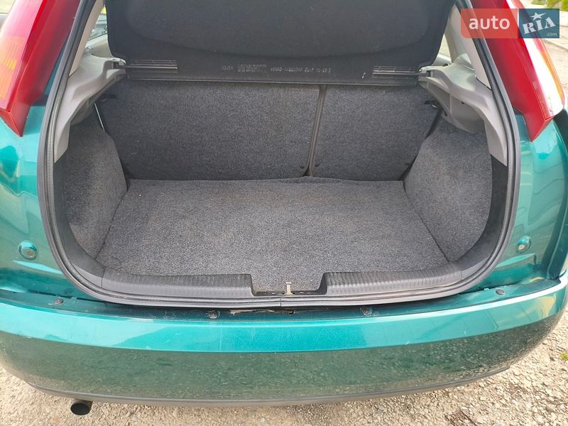 Хетчбек Ford Focus 1998 в Івано-Франківську