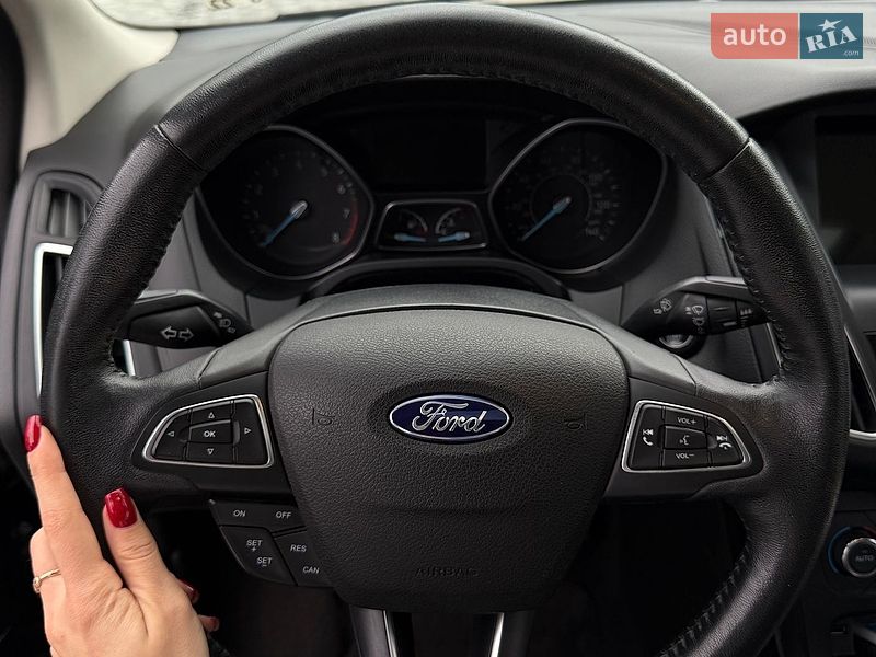 Седан Ford Focus 2017 в Львові