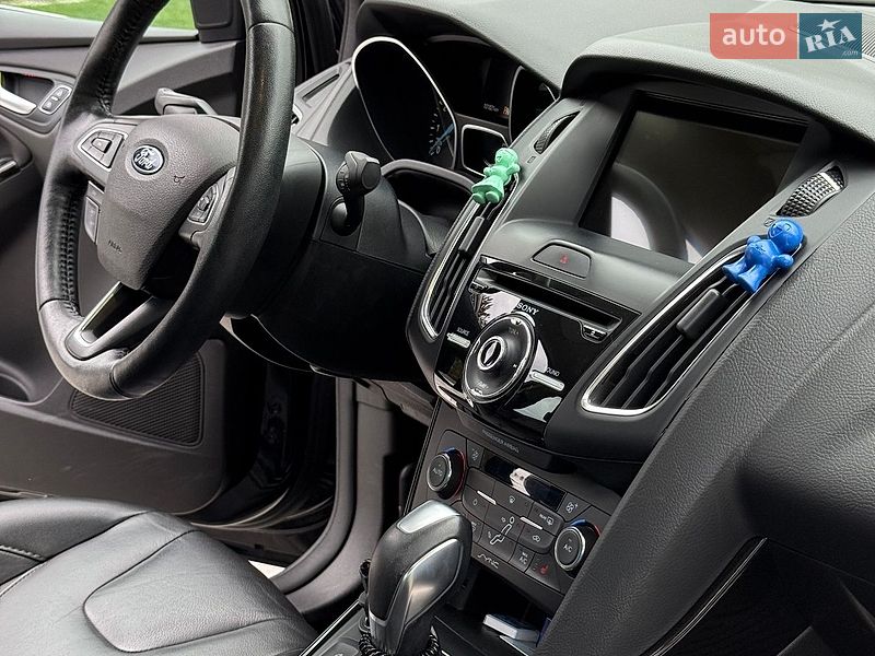 Седан Ford Focus 2017 в Львові